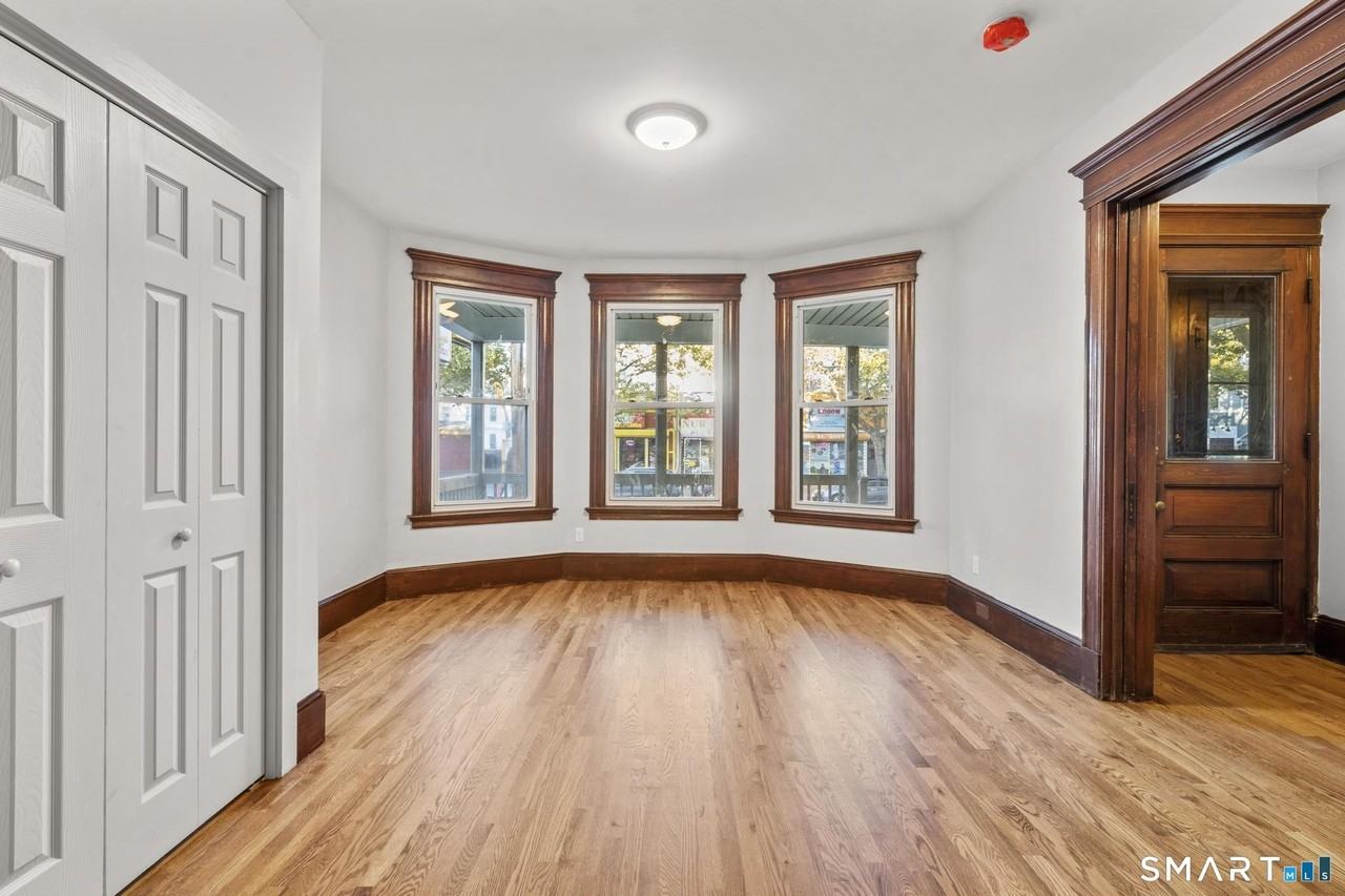 548 Ferry St #1 - Photo 5 of 20