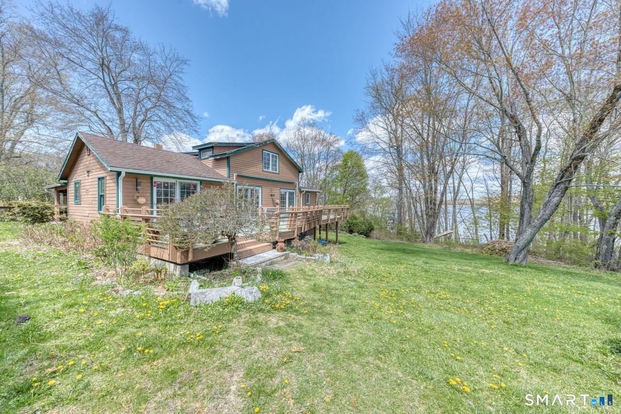 56 Tyler Lake Hts - Photo 4 of 24