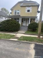 featured image of 1095 Hillside Ave #1