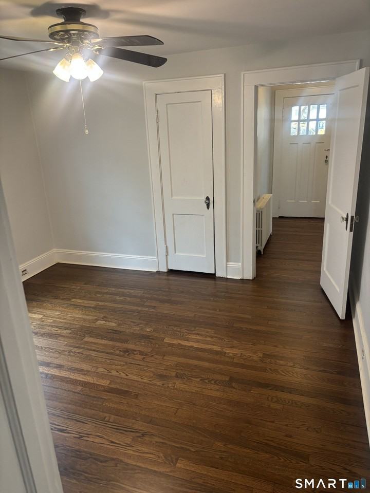 1095 Hillside Ave #1 - Photo 5 of 8