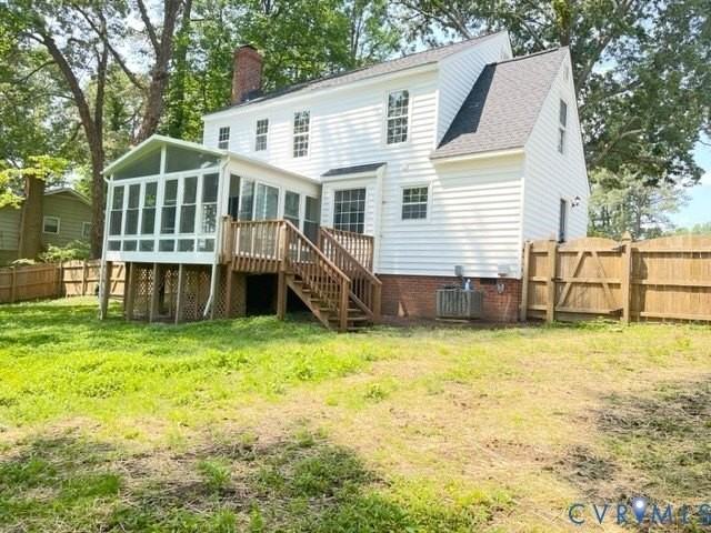 9164 Avondale Dr - Photo 3 of 25