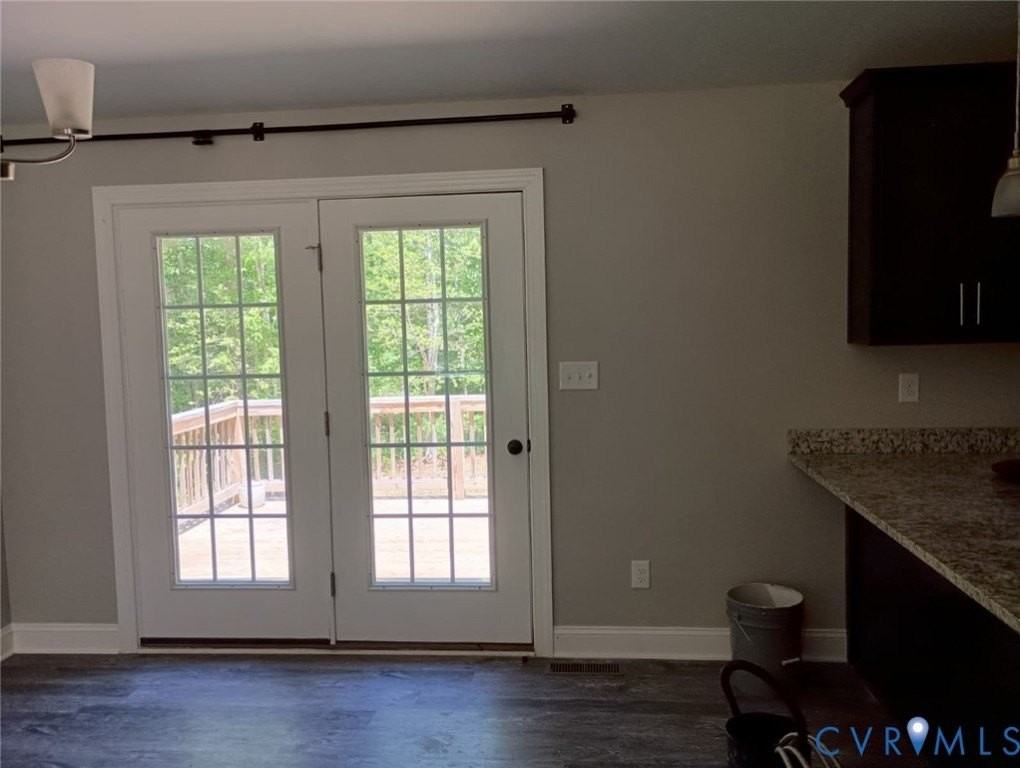 741 Grapevine Rd - Photo 7 of 16