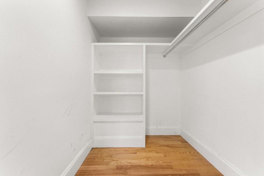 152 Savin Hill Ave - Photo 7 of 15