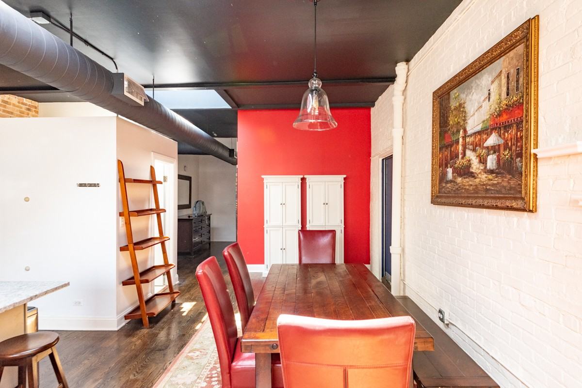 1214 W Belmont Ave #2R - Photo 4 of 15