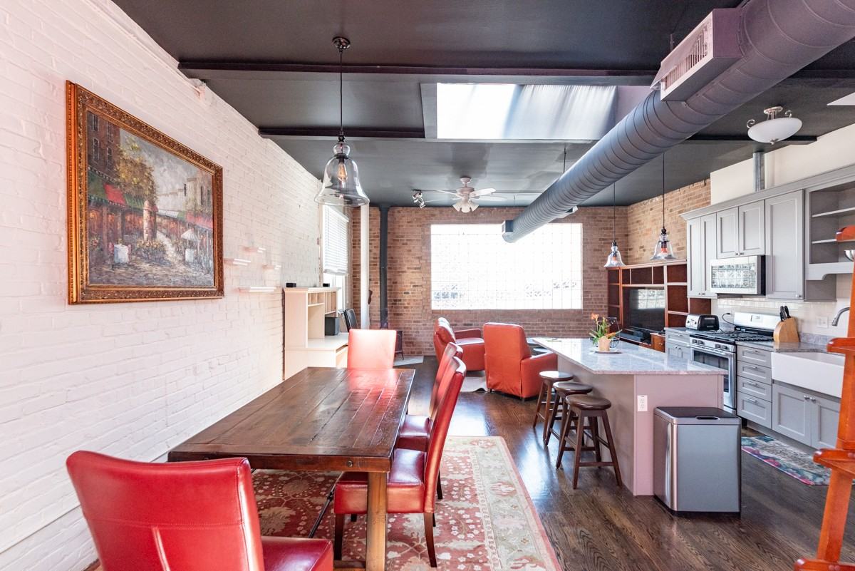 1214 W Belmont Ave #2R - Photo 7 of 15