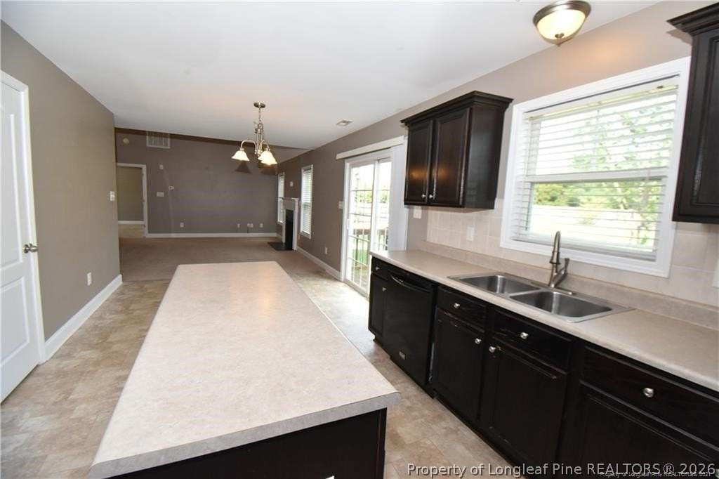 131 S Prince Henry Way - Photo 4 of 26