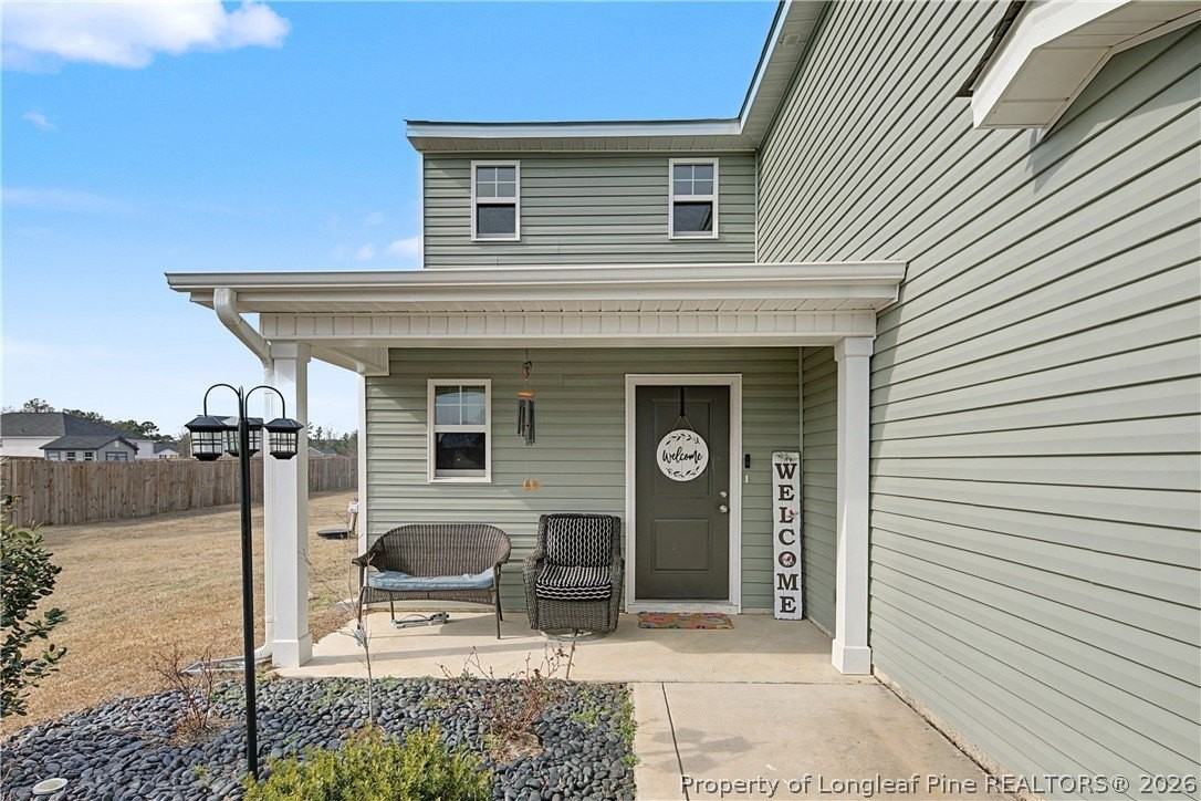 21 Terrier Ct - Photo 2 of 49