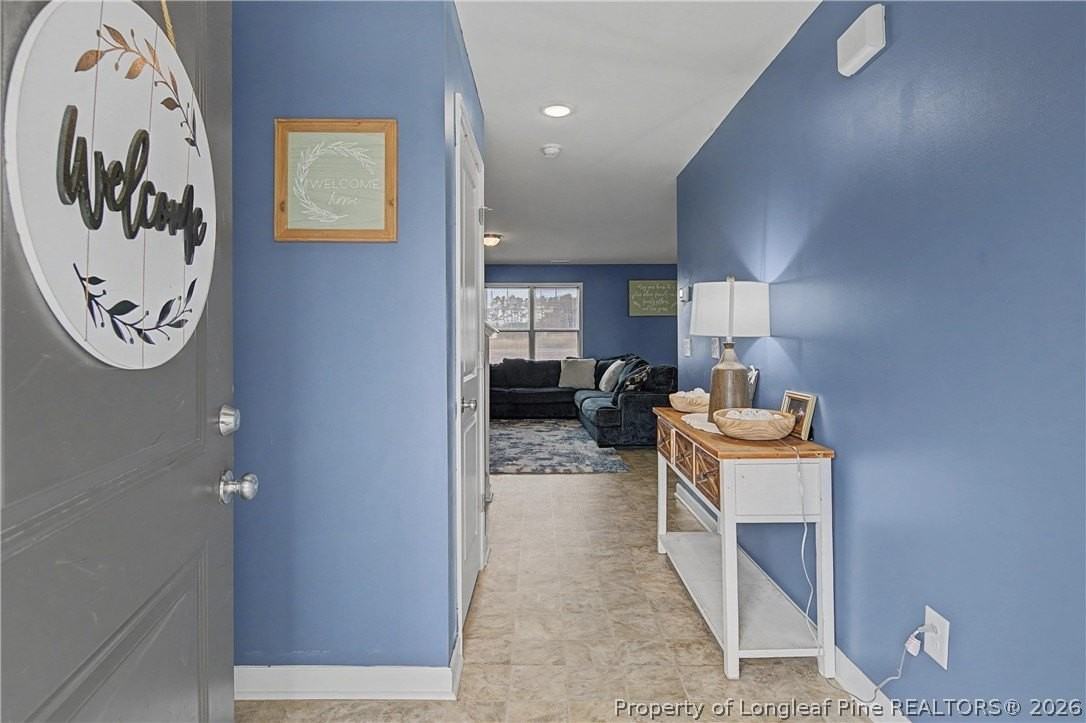 21 Terrier Ct - Photo 5 of 49