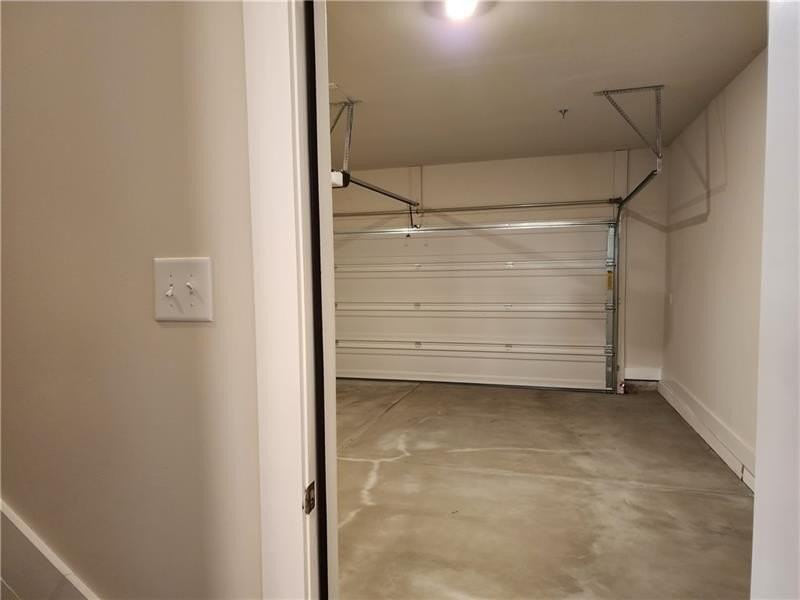 1242 Winterhaven Dr - Photo 4 of 30