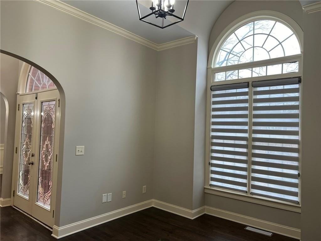 2476 Sewell Mill Rd - Photo 5 of 43