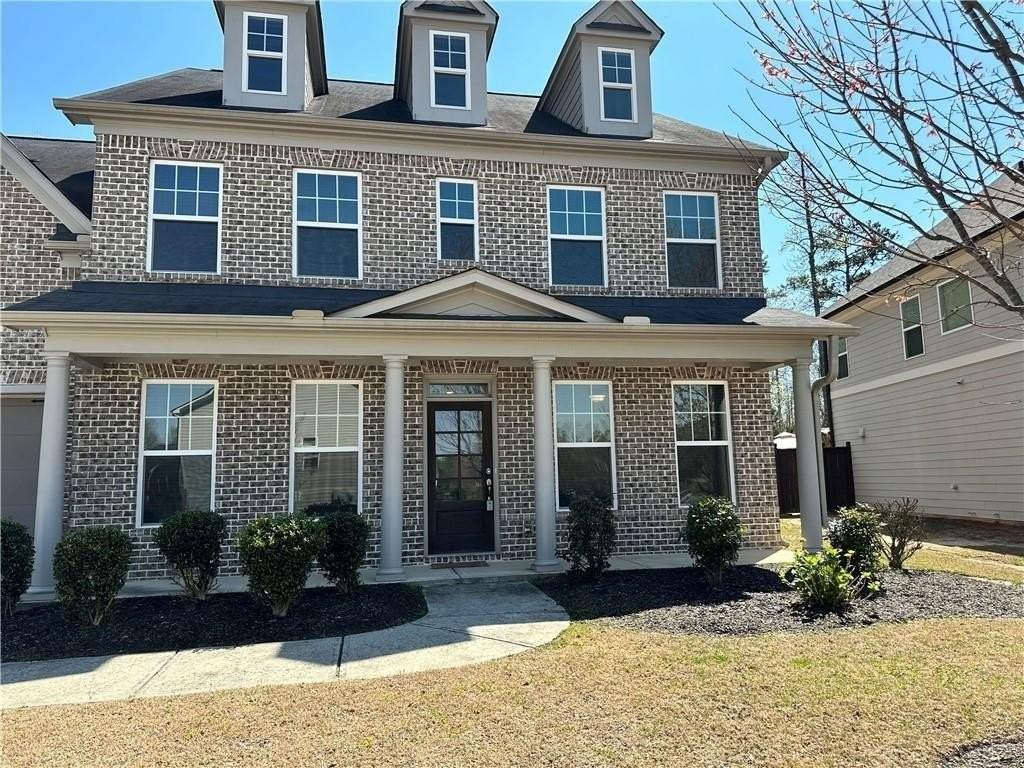3253 Cavendish Ct - Photo 2 of 33