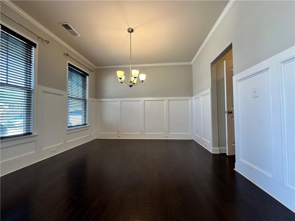 3253 Cavendish Ct - Photo 6 of 33