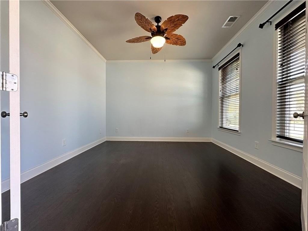 3253 Cavendish Ct - Photo 7 of 33