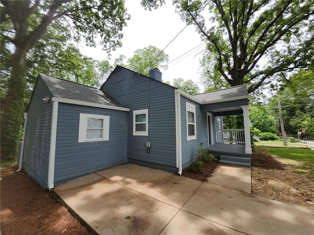 1934 Markone St Nw - Photo 2 of 4