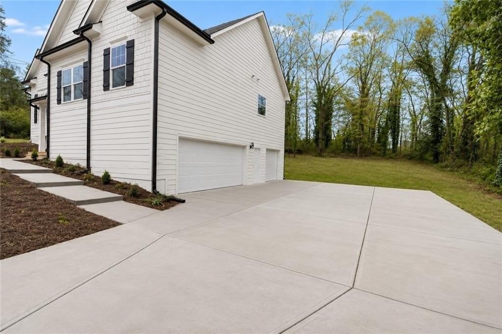 3709 Centerview Dr - Photo 2 of 23