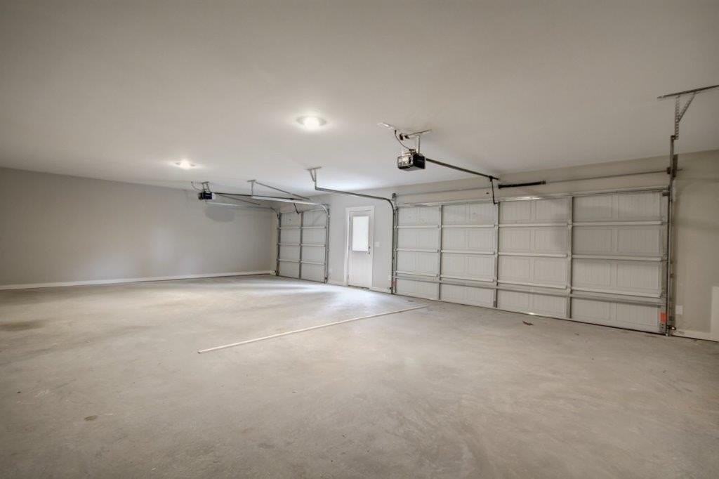 3709 Centerview Dr - Photo 4 of 23