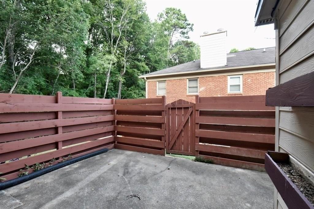 2898 Webb Bridge Rd - Photo 7 of 8