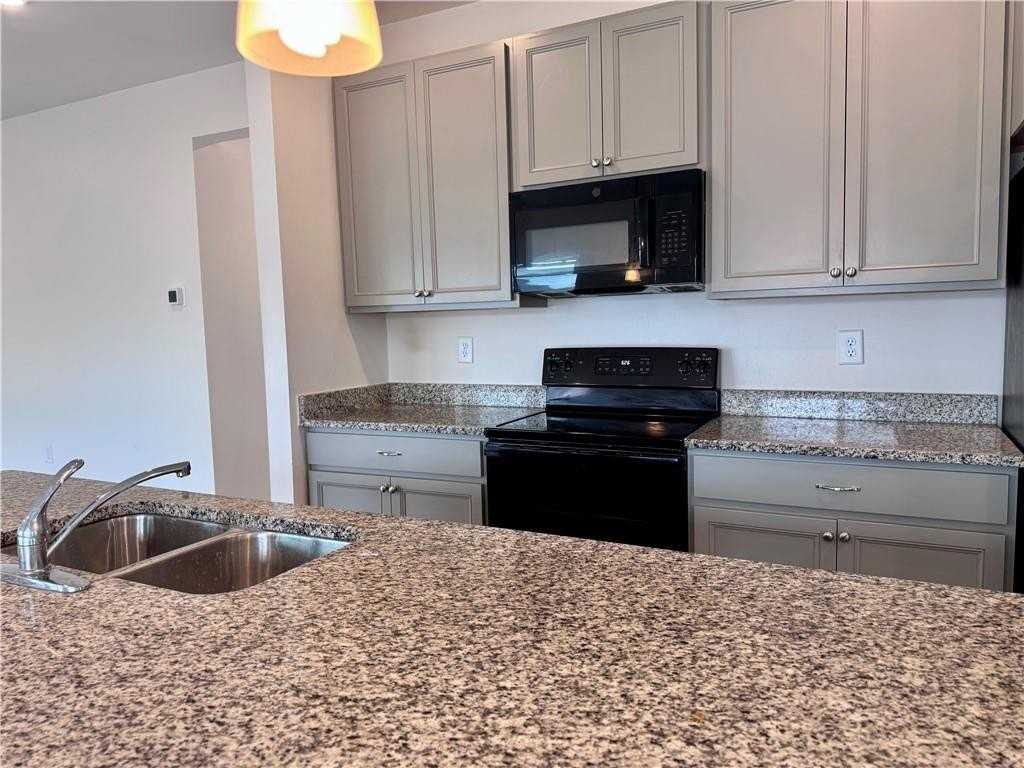 241 Port Way - Photo 6 of 48