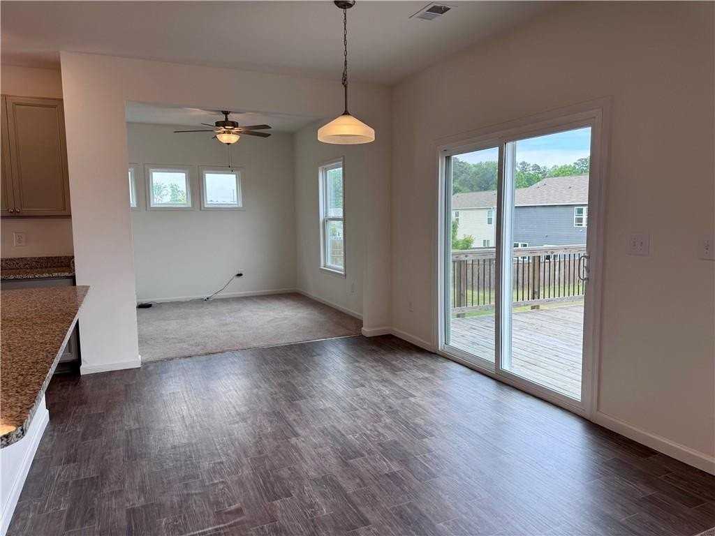 241 Port Way - Photo 7 of 48