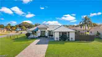 24 Crestwood Cir S - Photo 1 of 1