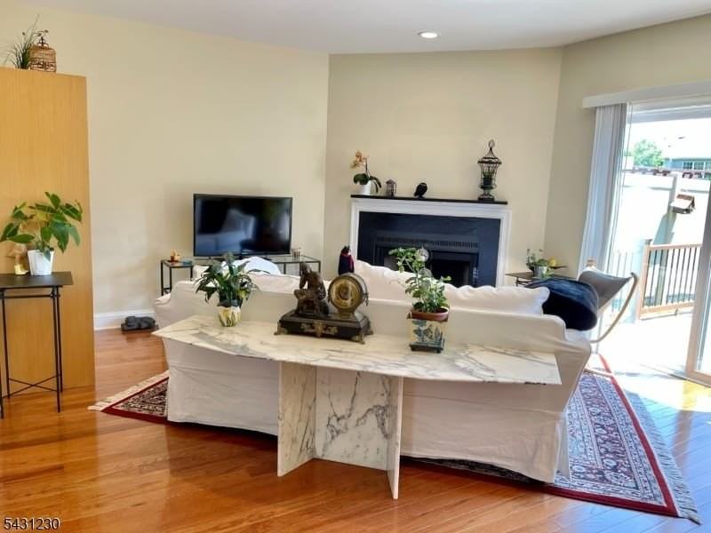 302 Marten Rd - Photo 3 of 22