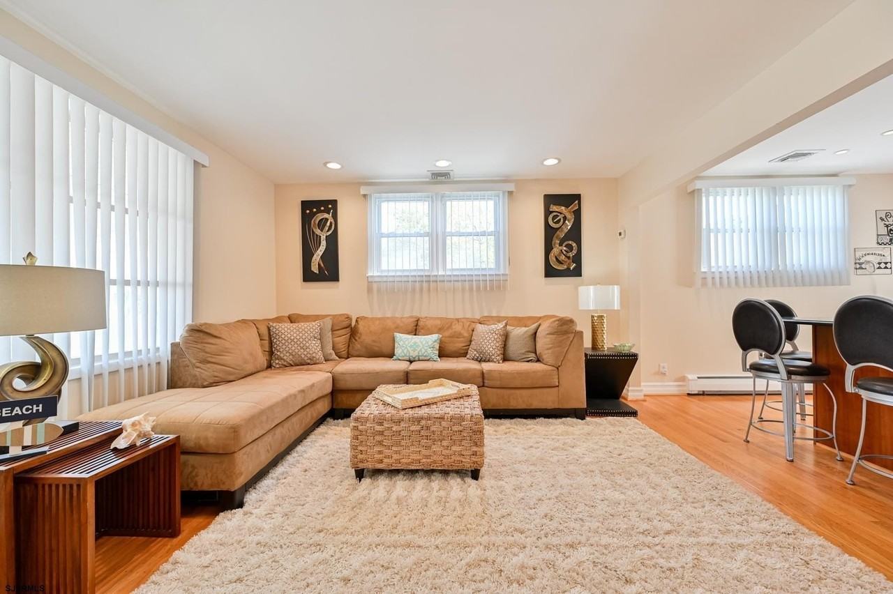 100 N Argyle Ave - Photo 6 of 36