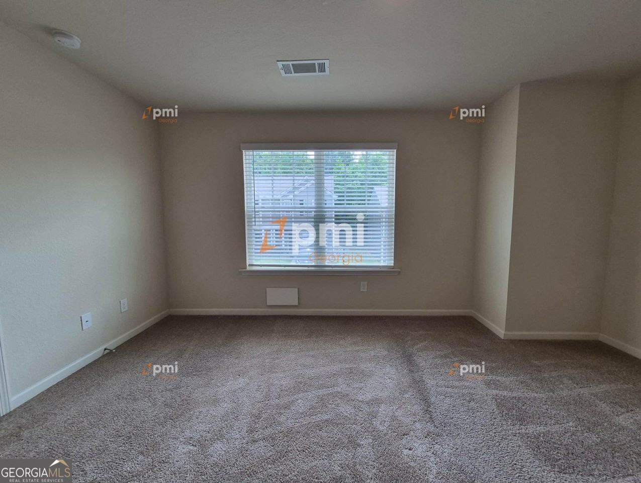 511 Highwood Ln - Photo 6 of 17