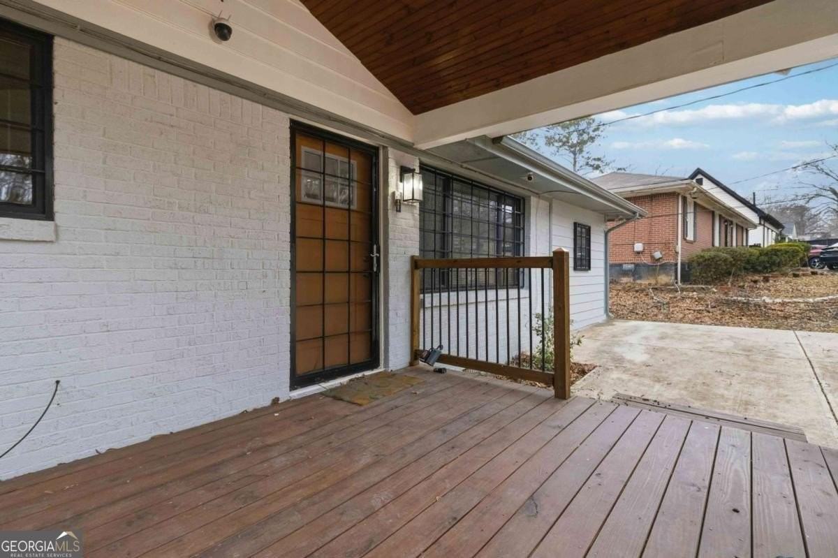 2953 Meadowview Dr Se - Photo 5 of 30