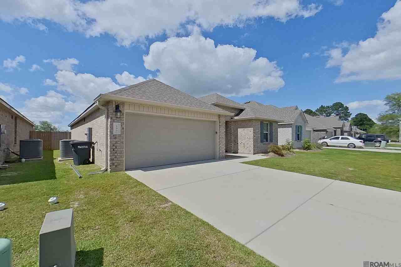 108 Santiago Ct - Photo 3 of 23