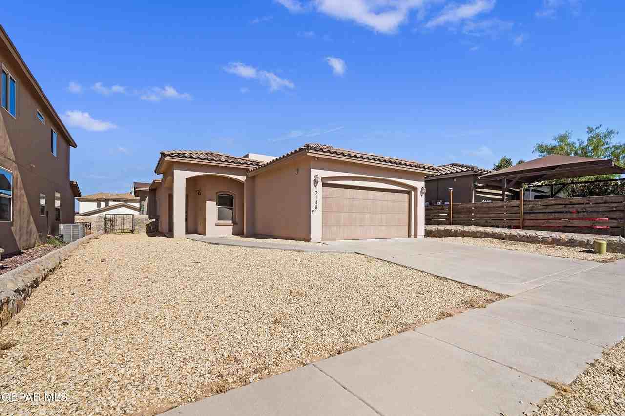 12148 Cherry Wood Ln - Photo 3 of 30