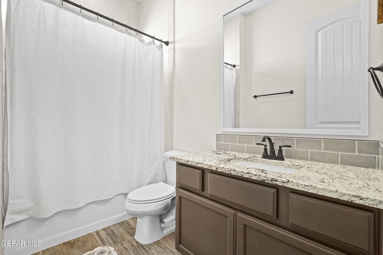 12911 Aberdare Dr - Photo 5 of 34