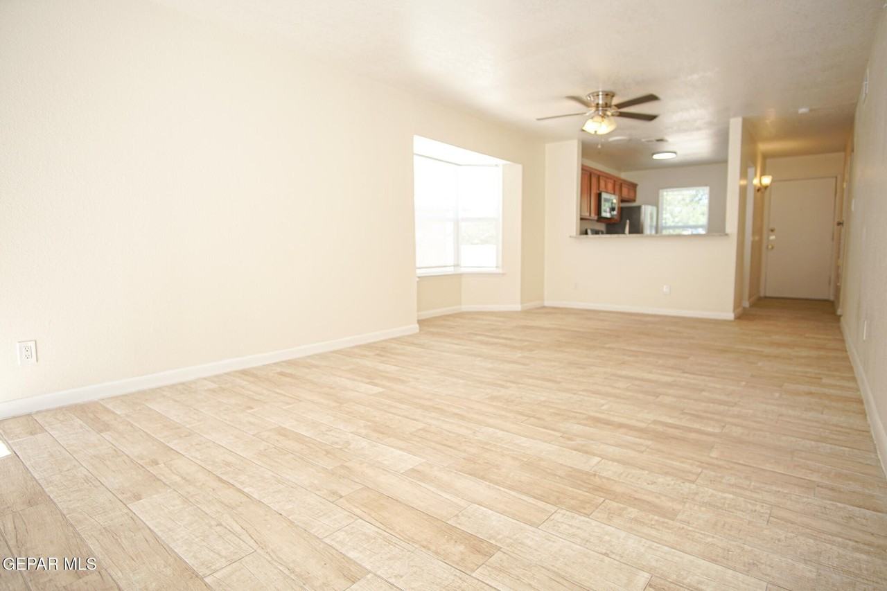 3425 Risner Pl #B - Photo 4 of 21