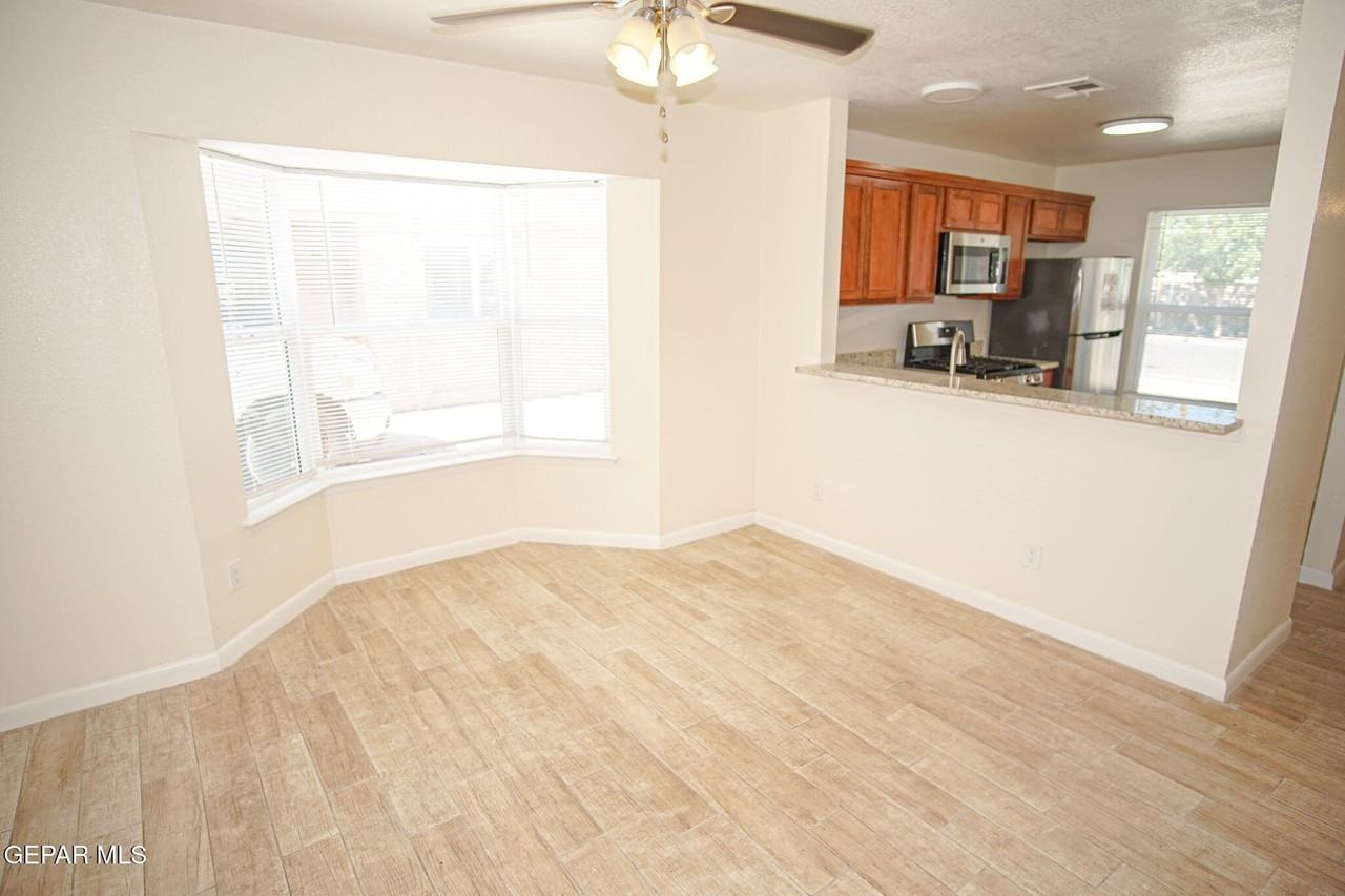 3425 Risner Pl #B - Photo 5 of 21