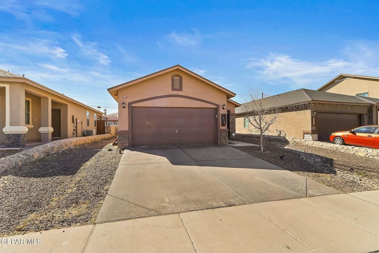 13142 Saker Dr - Photo 2 of 28