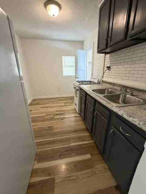 2115 Rice Ave Nw #C - Photo 5 of 10