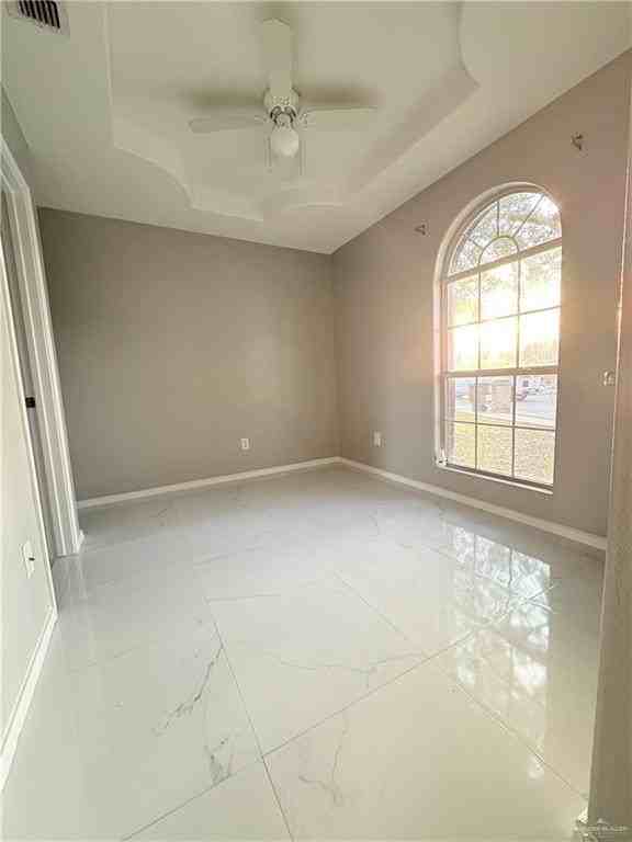 5204 Azalea Ave - Photo 7 of 13