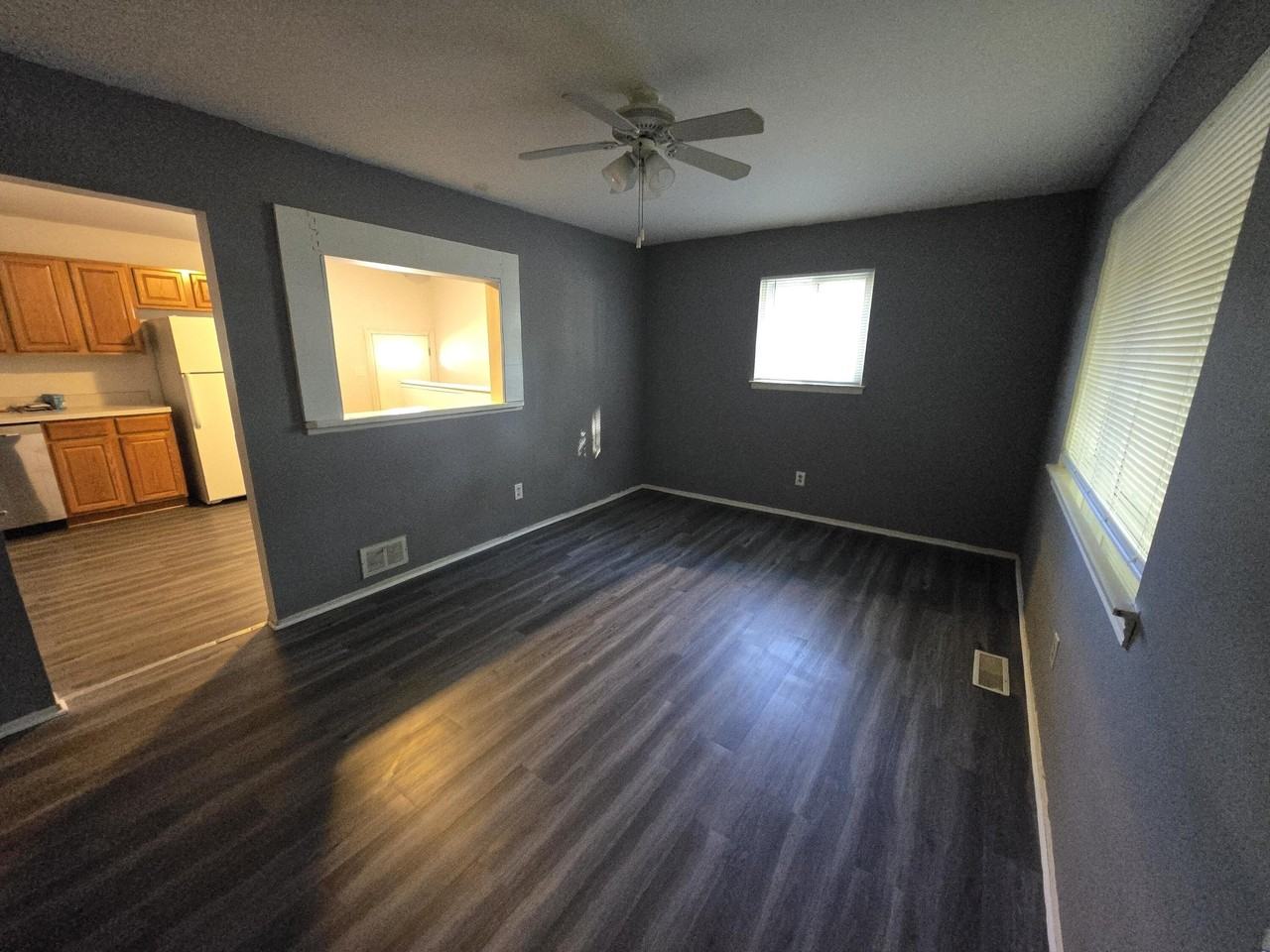 17629 Prospect St - Photo 2 of 17