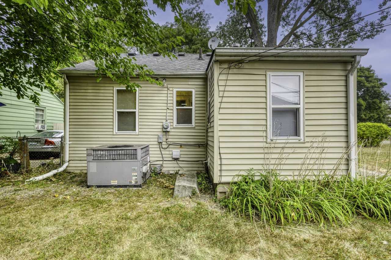 1234 E Elza Ave - Photo 5 of 25