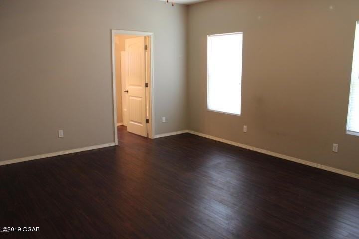 5046 Raintree Cir #B - Photo 5 of 10