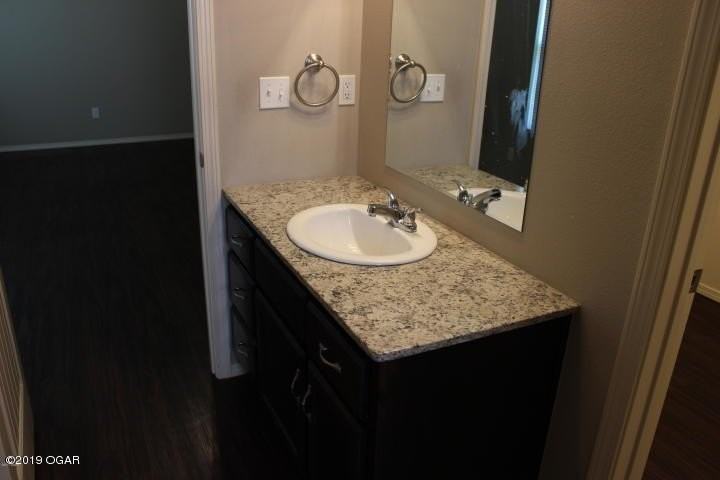 5046 Raintree Cir #B - Photo 7 of 10