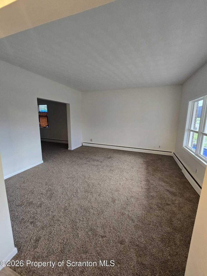 968 Wood St - Photo 4 of 13