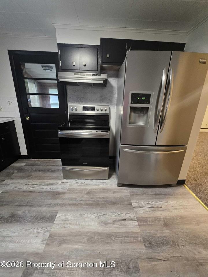 968 Wood St - Photo 6 of 13
