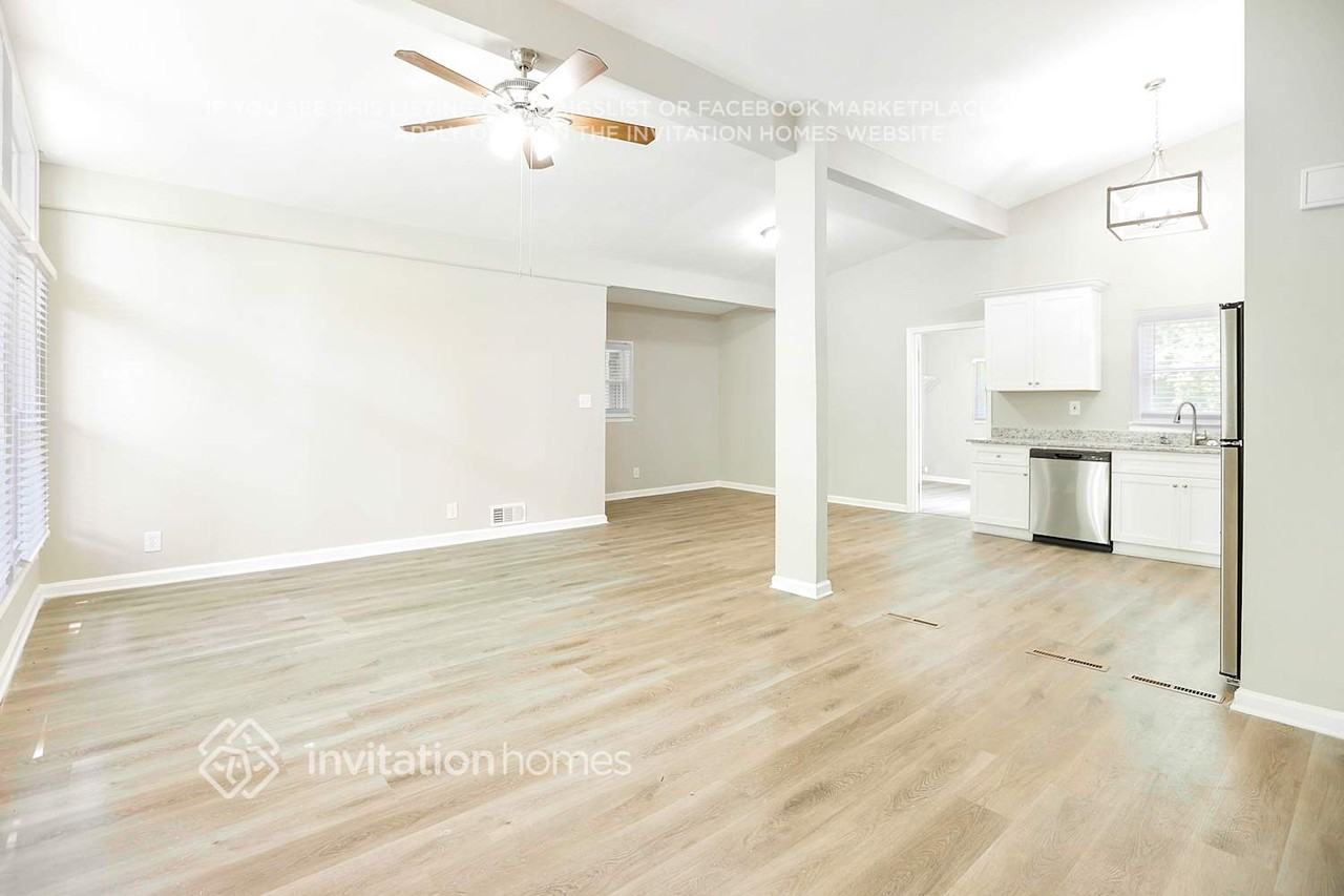 675 Albert St Nw - Photo 5 of 30