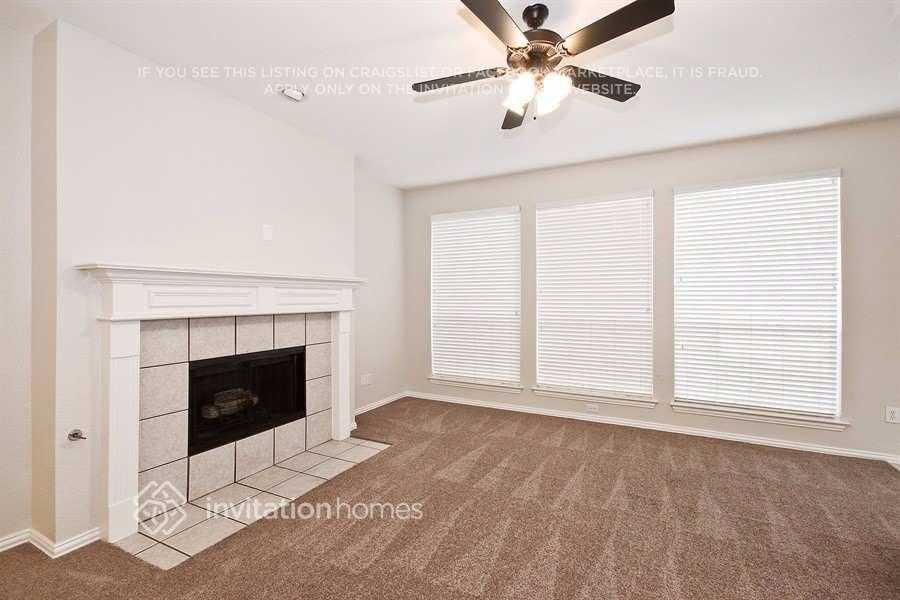 11732 Latania Ln - Photo 3 of 20