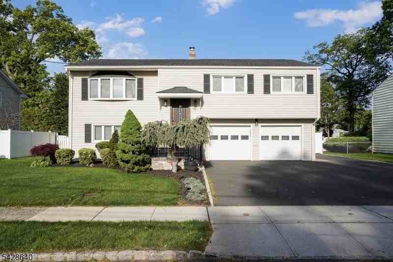 151 Fulton St - Photo 2 of 31