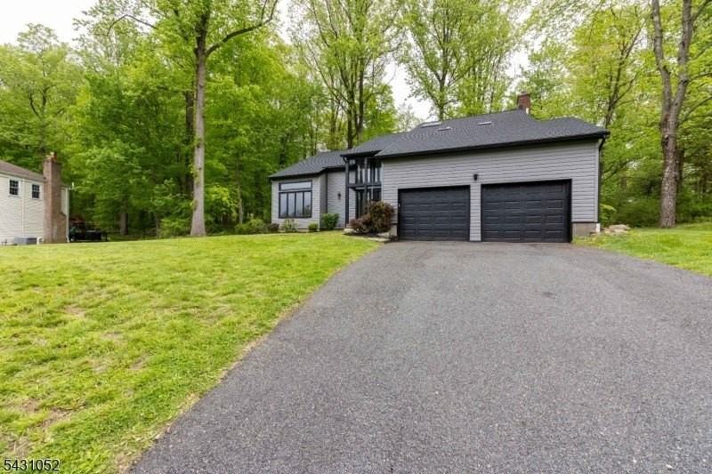 9 Wick Ln - Photo 2 of 36