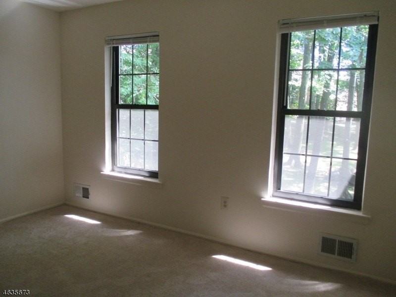 181  K-1 LONG HILL RD #K1 - Photo 6 of 11