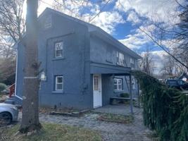 featured image of 52 Ferrara Ave