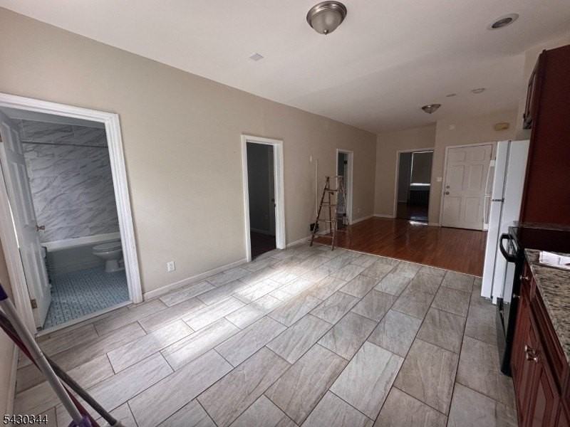 130 Washington Ave #1 - Photo 4 of 11