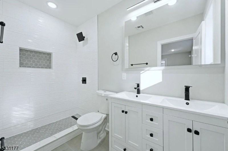 46 Eppirt St #2 - Photo 7 of 20
